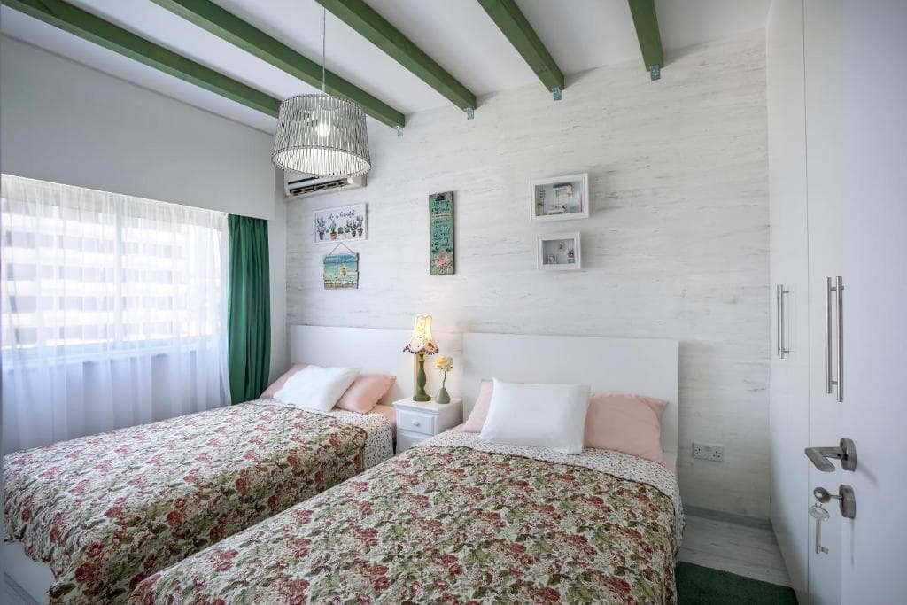 Castle Holiday Apartments - 33