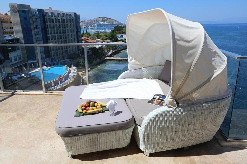 Hotel Charisma De Luxe - 25