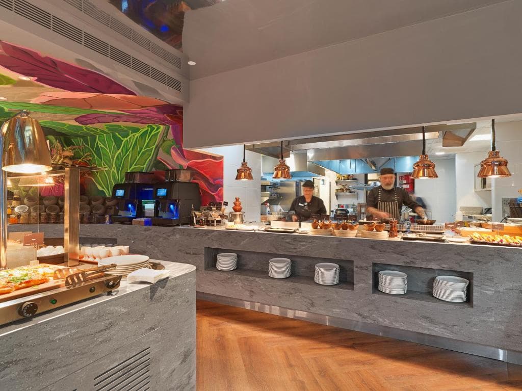 NYX Hotel Limassol - 16