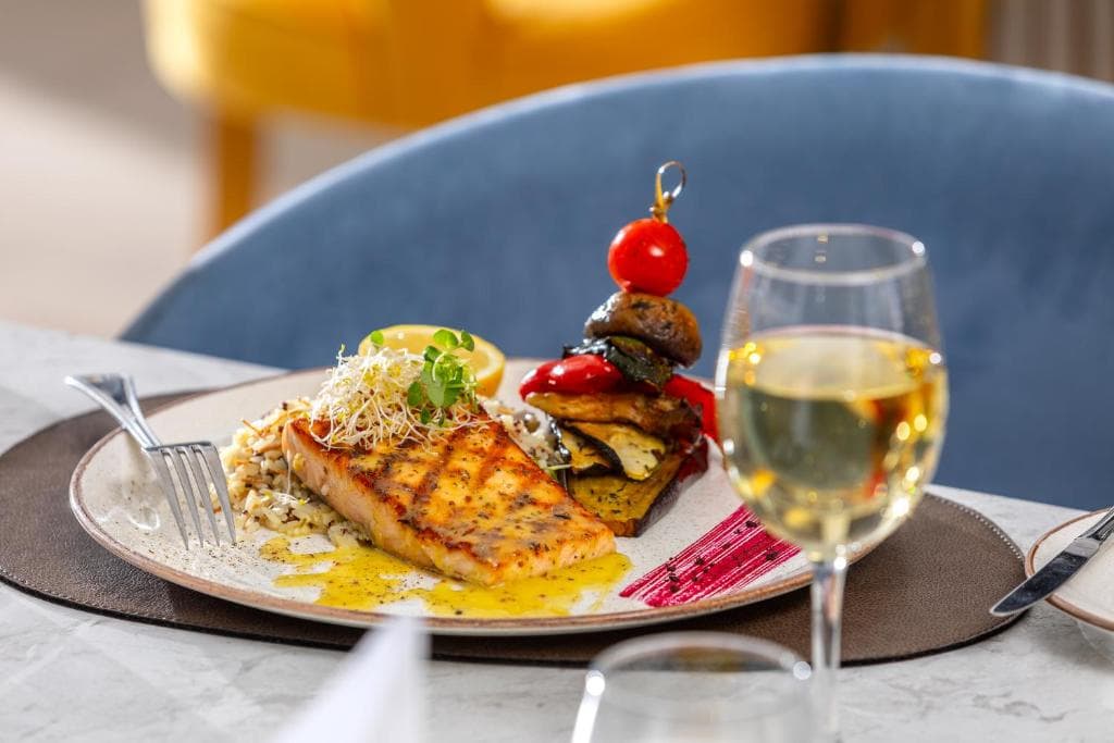 NissiBlu Beach Resort - 33