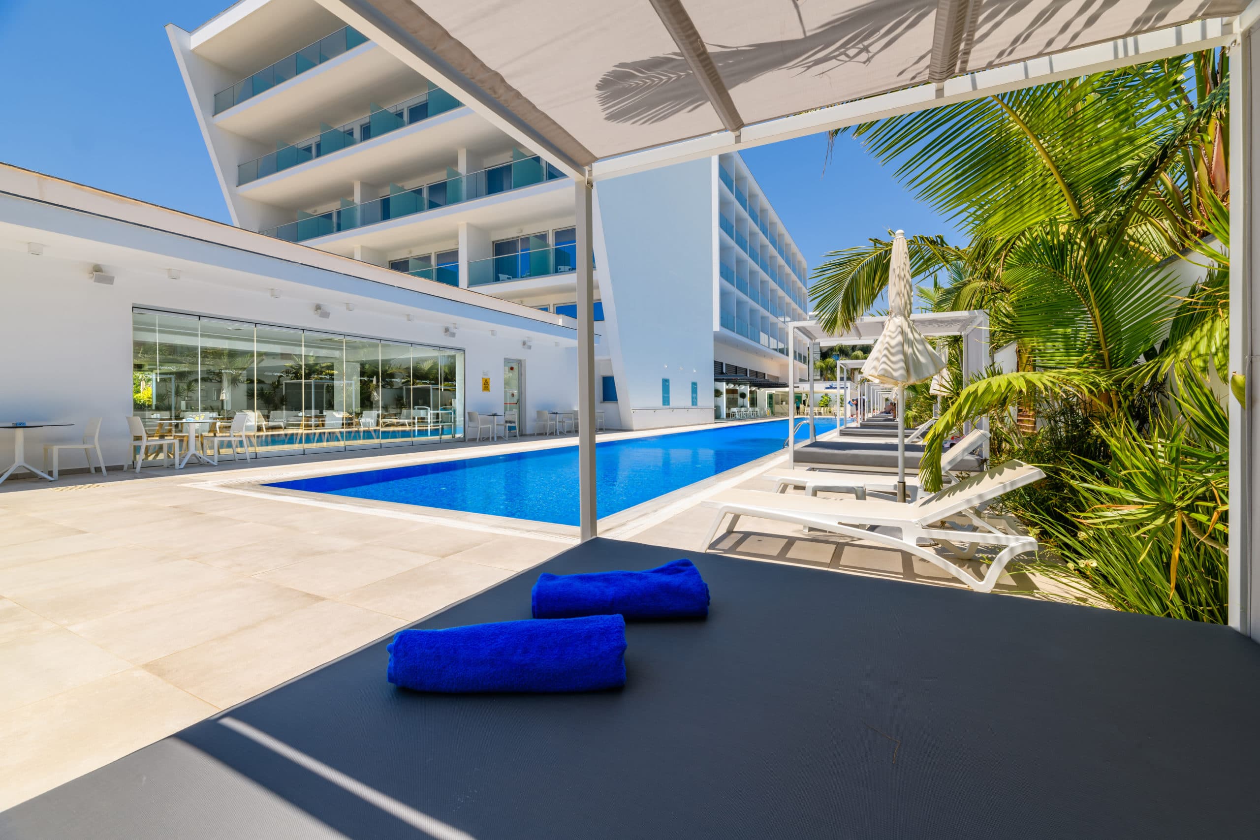 Hotel Seasons by Tasia Maris - 18