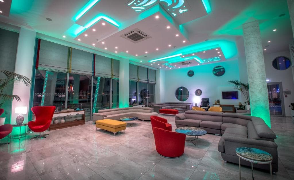 Hotel Nicholas Color - 43