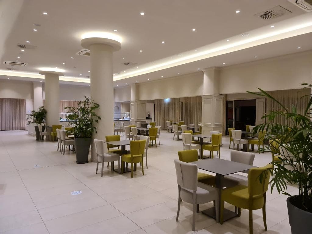 Hotel Nissiana & Bungalows - 4