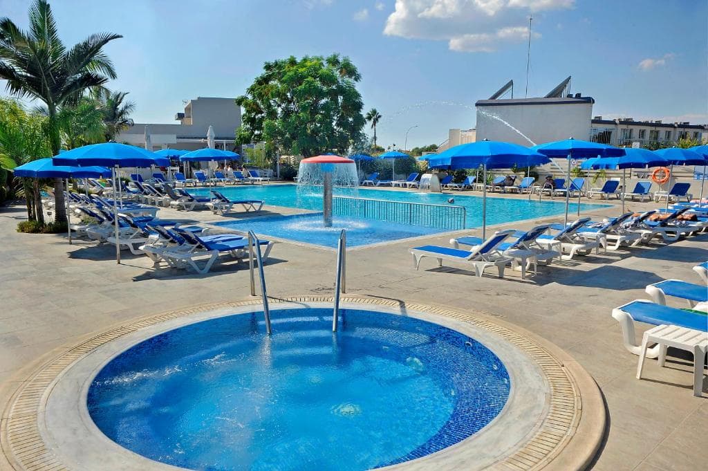 Hotel Euronapa Apartments - 29