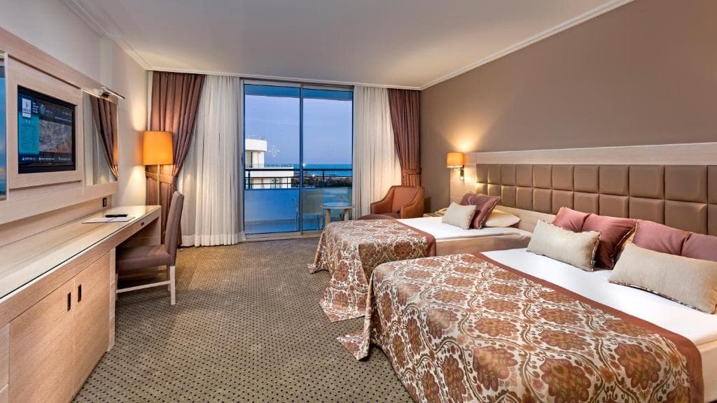 Hotel Miracle Resort - 17