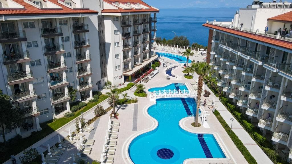 Hotel Ramada and Suites By Wyndham Kusadasi - 19