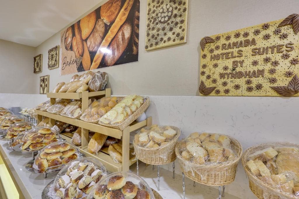 Hotel Ramada and Suites By Wyndham Kusadasi - 41