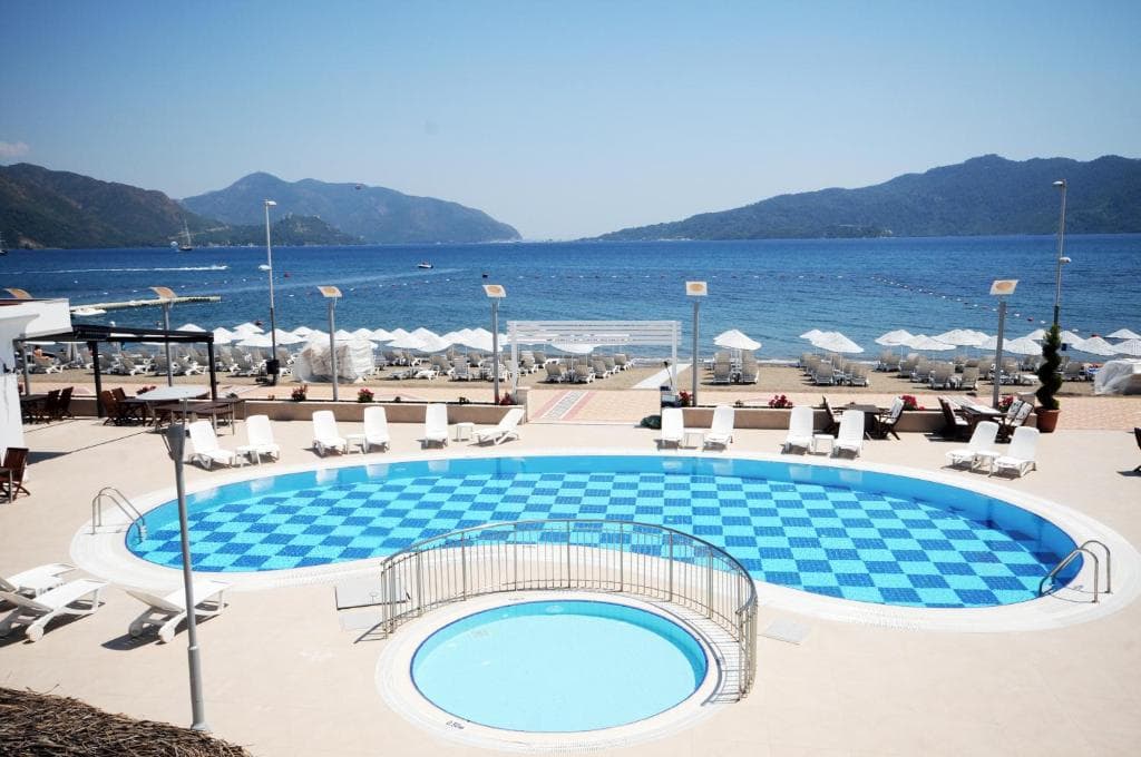Charter Marmaris - Pasa Garden Beach Hotel