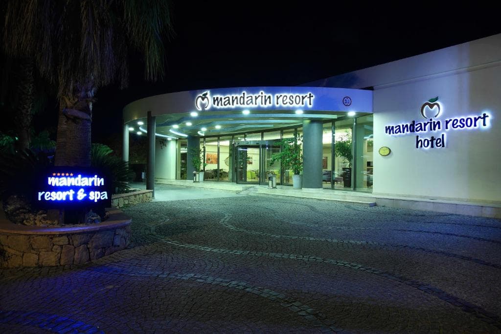 Mandarin Resort & Spa - 8