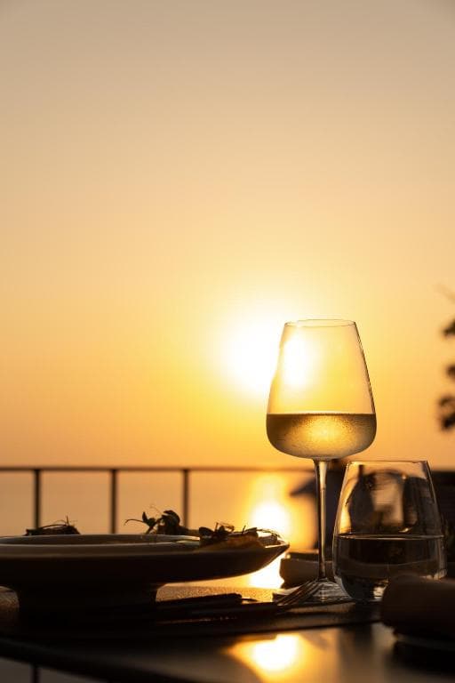 Santo Pure Oia Suites & Villas - 32