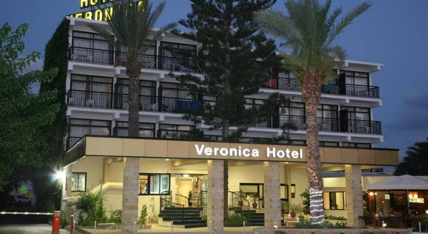 Hotel Veronica - 9