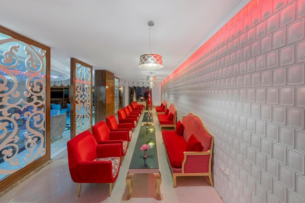 Justiniano Deluxe Resort - 13