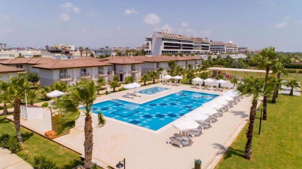 Crystal Boutique Beach Resort