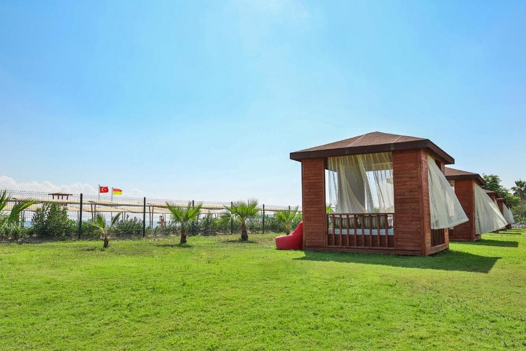 Crystal Boutique Beach Resort - 14