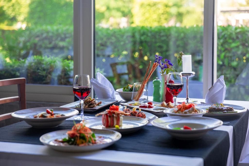 Crystal Boutique Beach Resort - 21