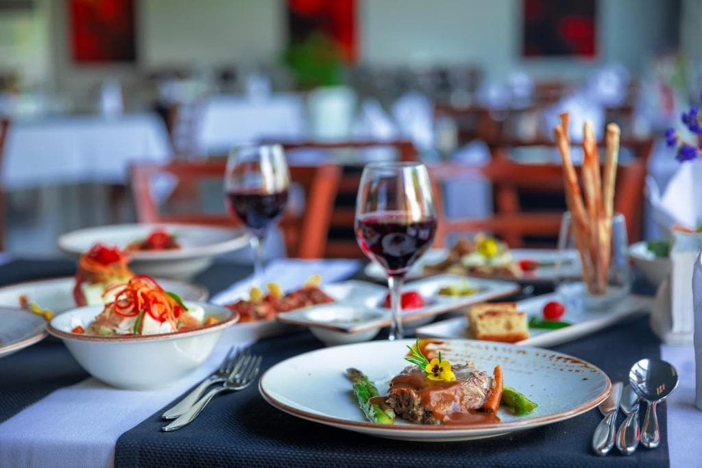 Crystal Boutique Beach Resort - 22