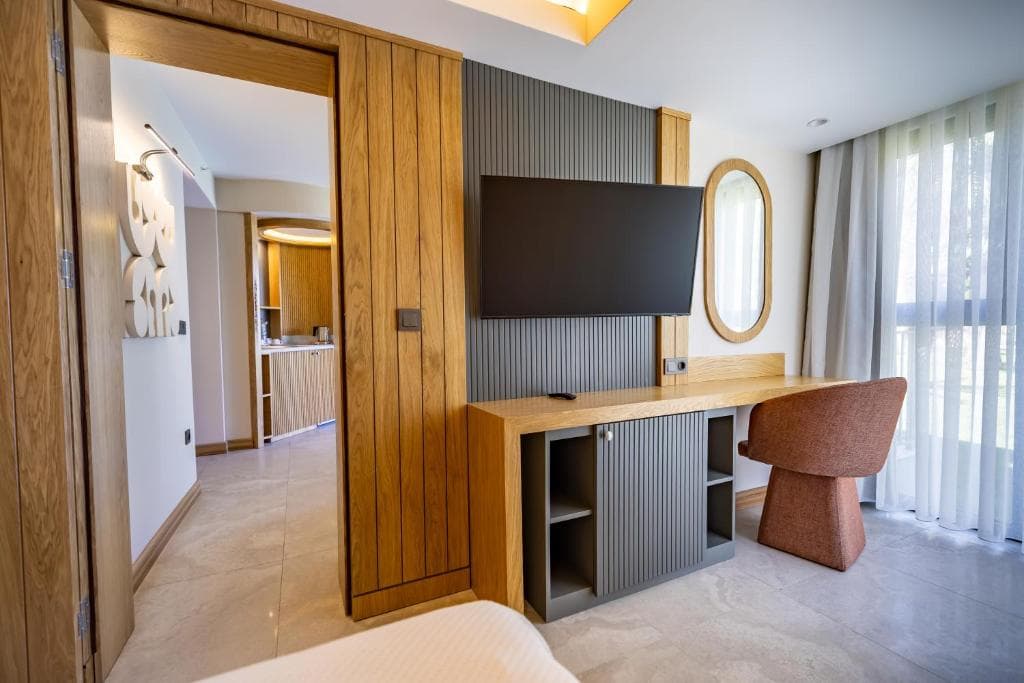 Charter Antalya- VONRESORT GOLDEN BEACH - 23