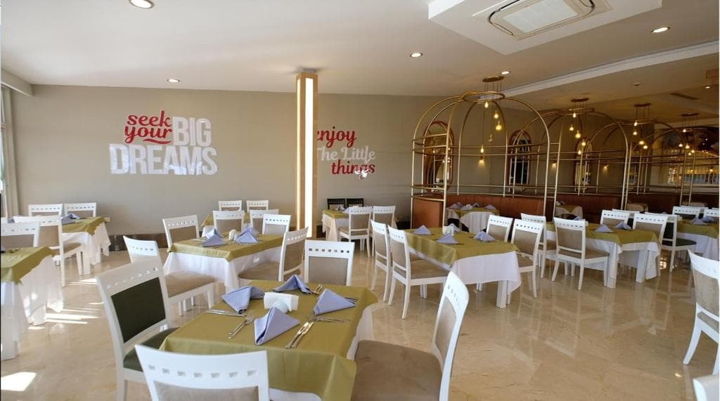 Seaden Sea World Resort And Spa - 33