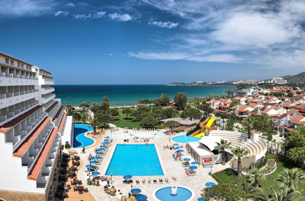 Charter Kusadasi - Batihan Beach Resort & Spa