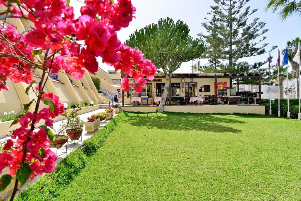 Napa Prince Hotel Apts - 57