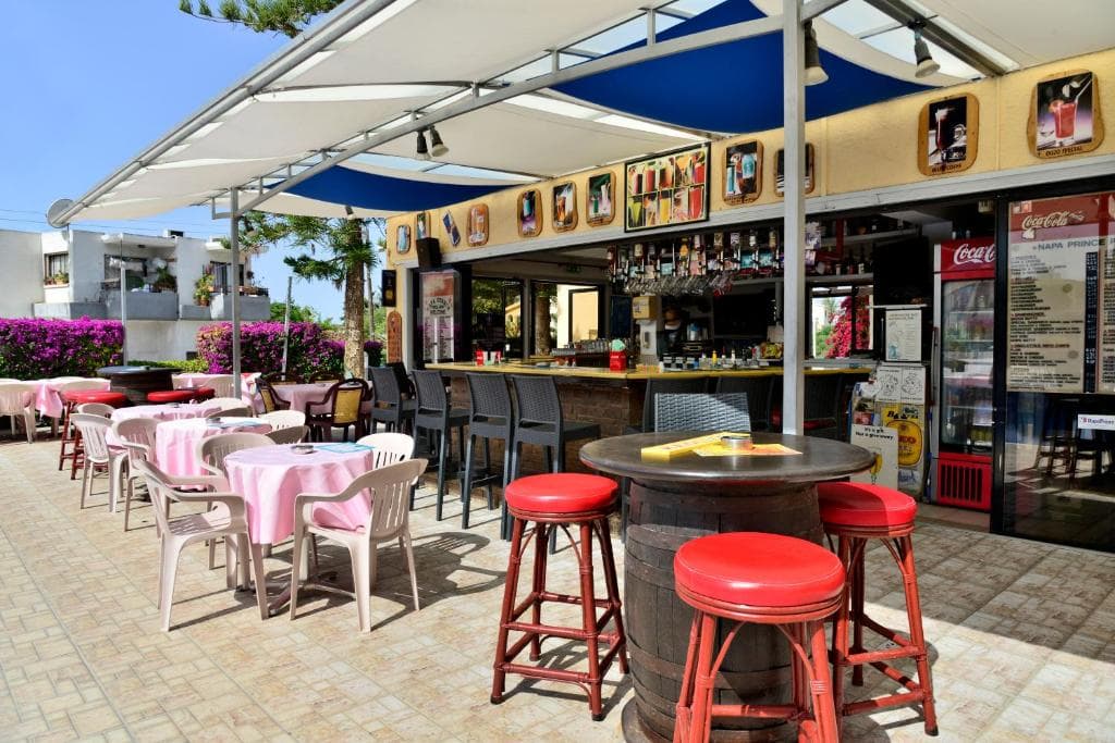 Napa Prince Hotel Apts - 65