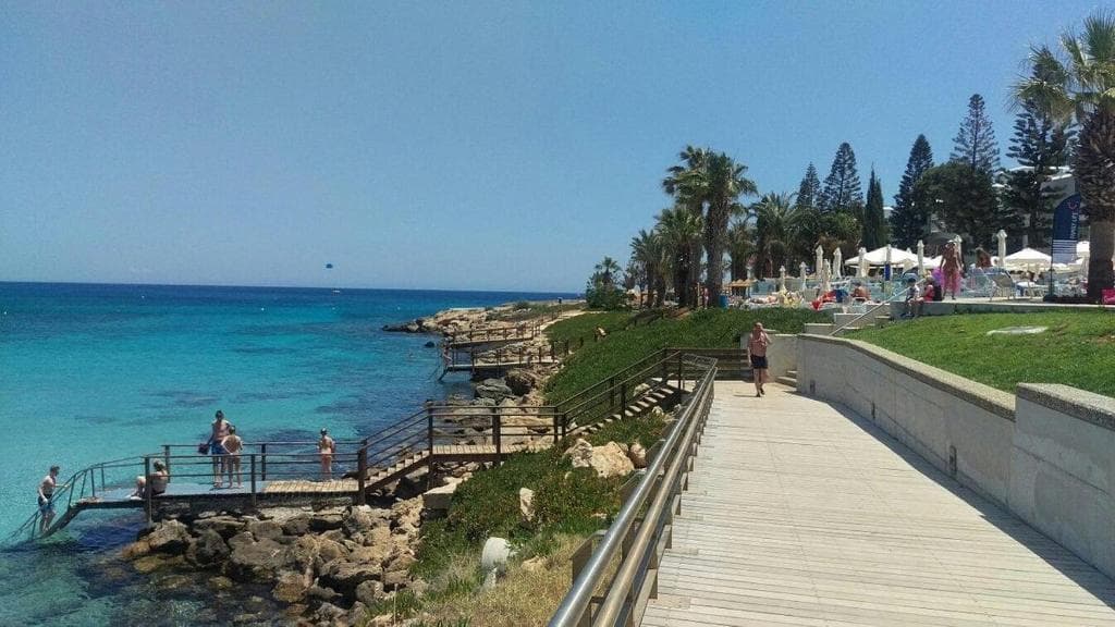 Hotel Silver Sands Beach - 13