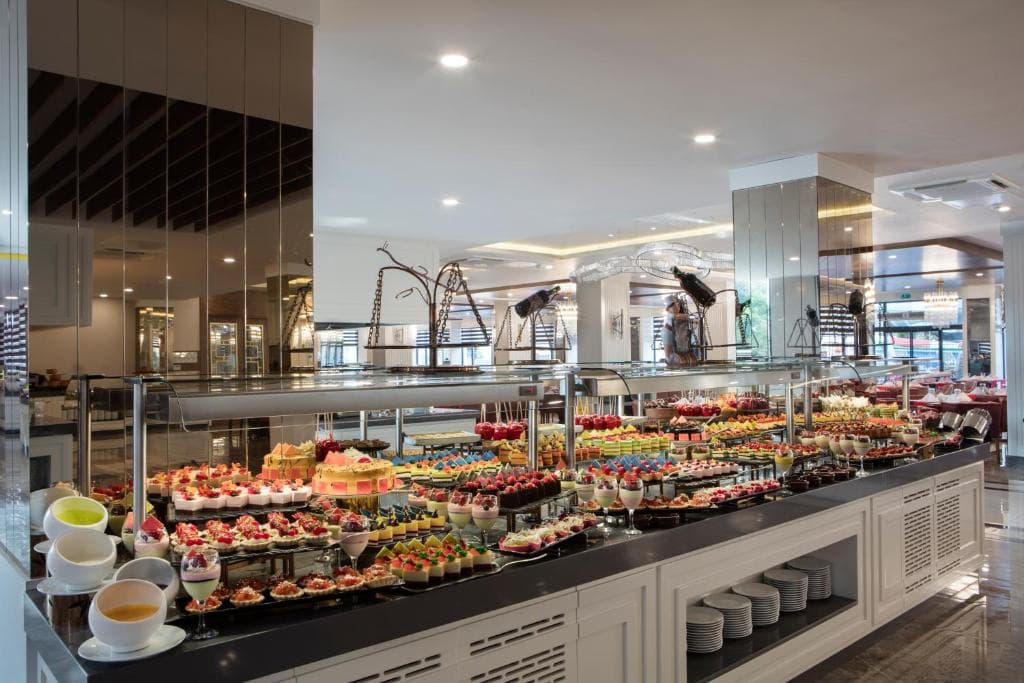 Aydinbey Queen's Palace & Spa Resort - 24