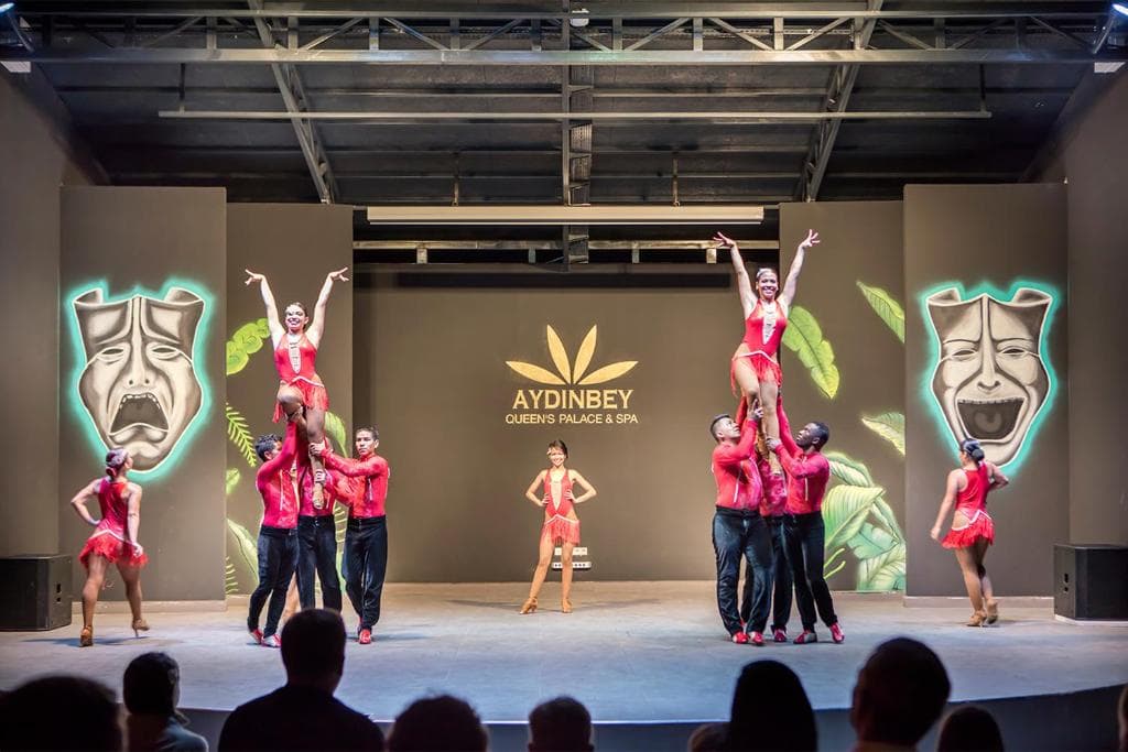 Aydinbey Queen's Palace & Spa Resort - 39