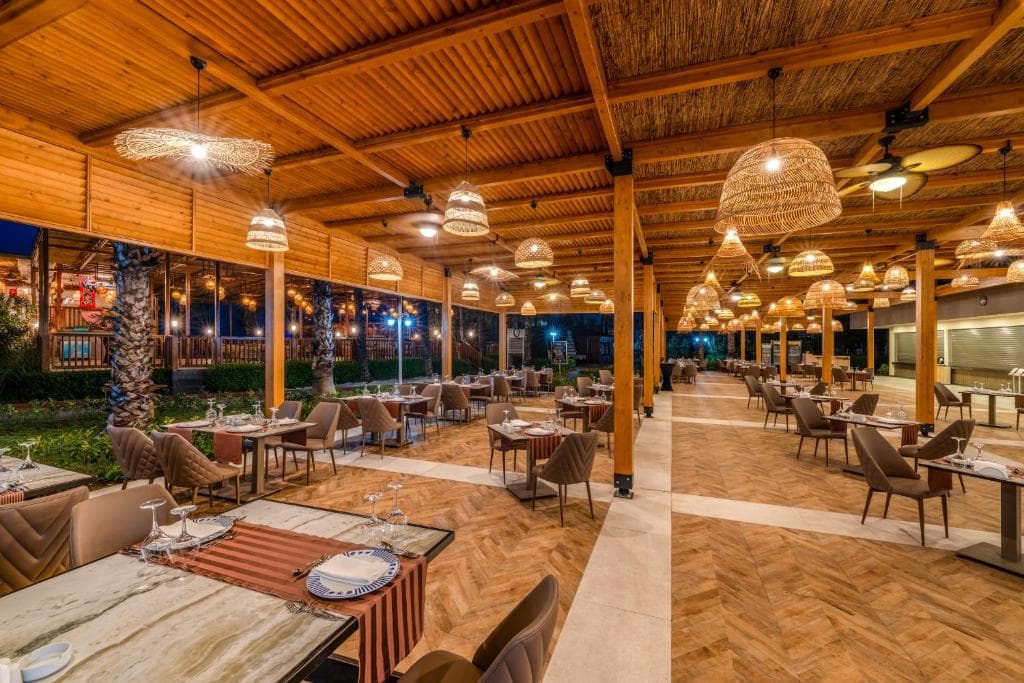 Charter Antalya - Hotel DELPHIN DIVA - 14