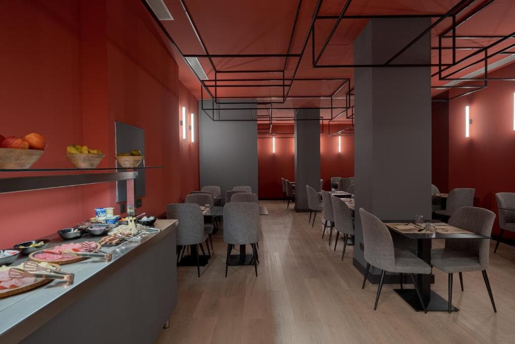 Hotel LIVVO La Escarlata - 19