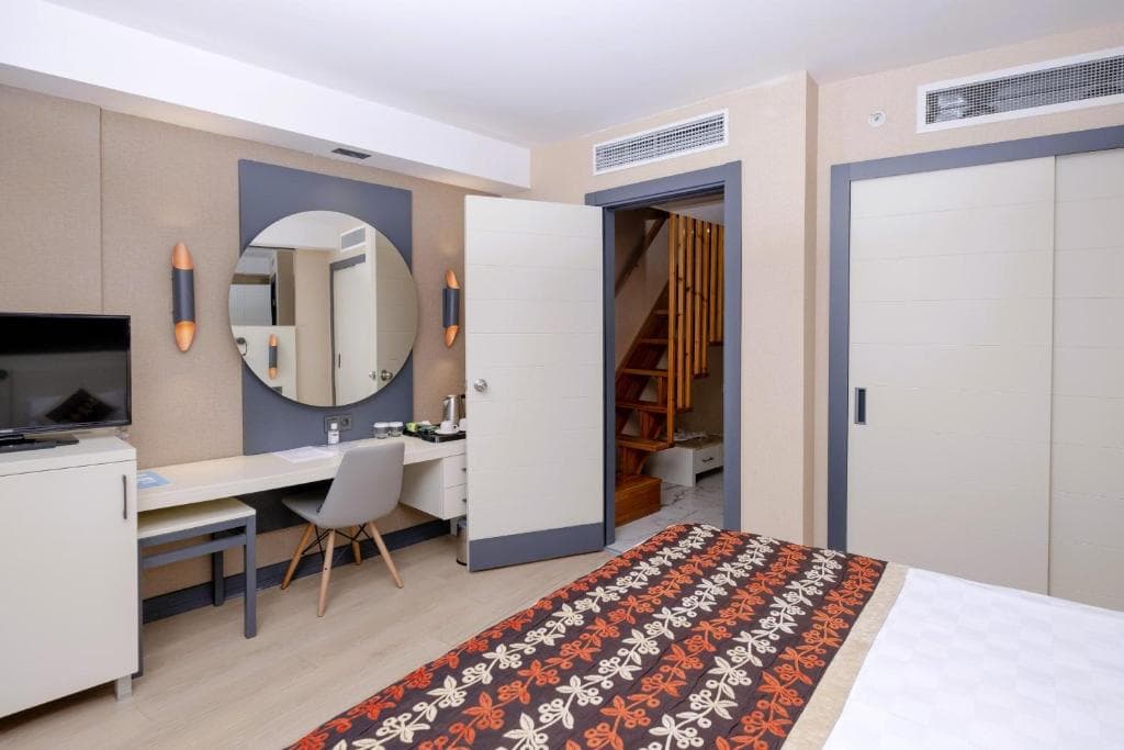 Charter Antalya - Long Beach Resort Hotel - 20