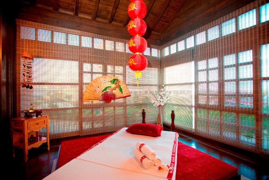 Limak Lara Deluxe Hotel & Resort - 3