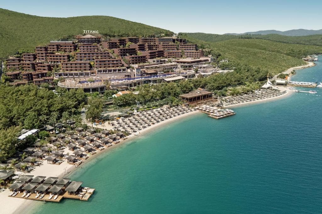 Charter Bodrum -Titanic Deluxe Bodrum Resort