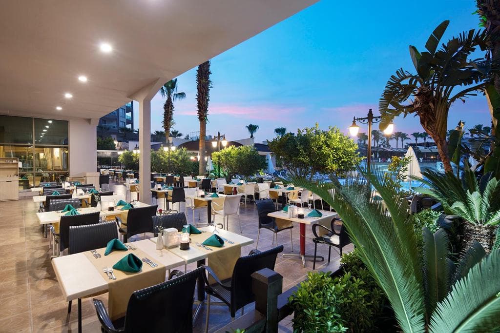 Aydinbey King's Palace & Spa Resort - 4