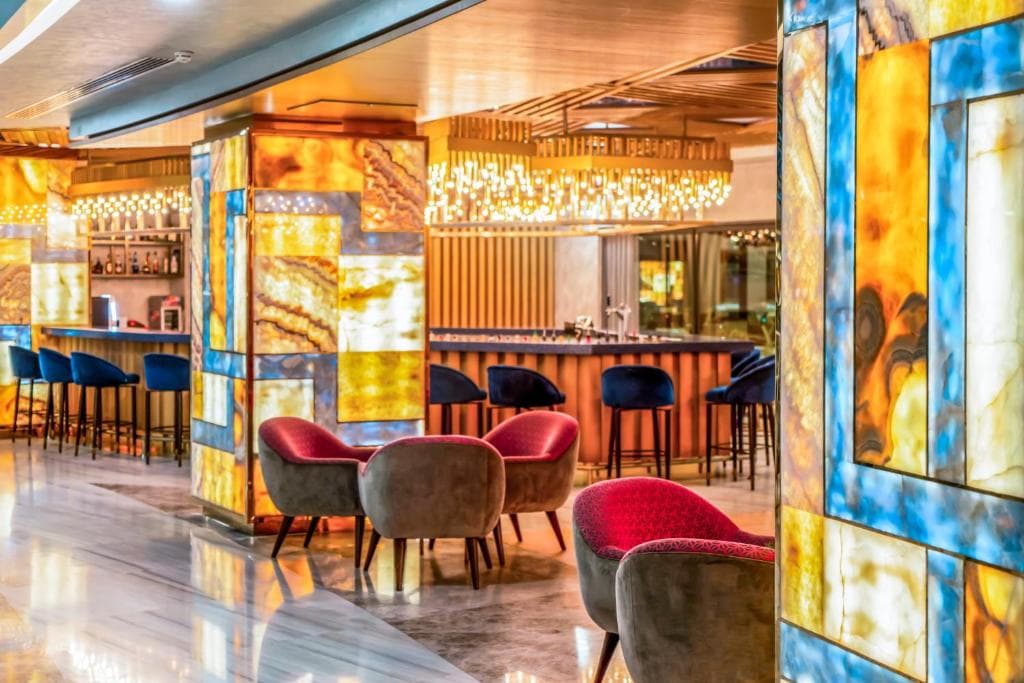 Hotel Royal Wings - 10