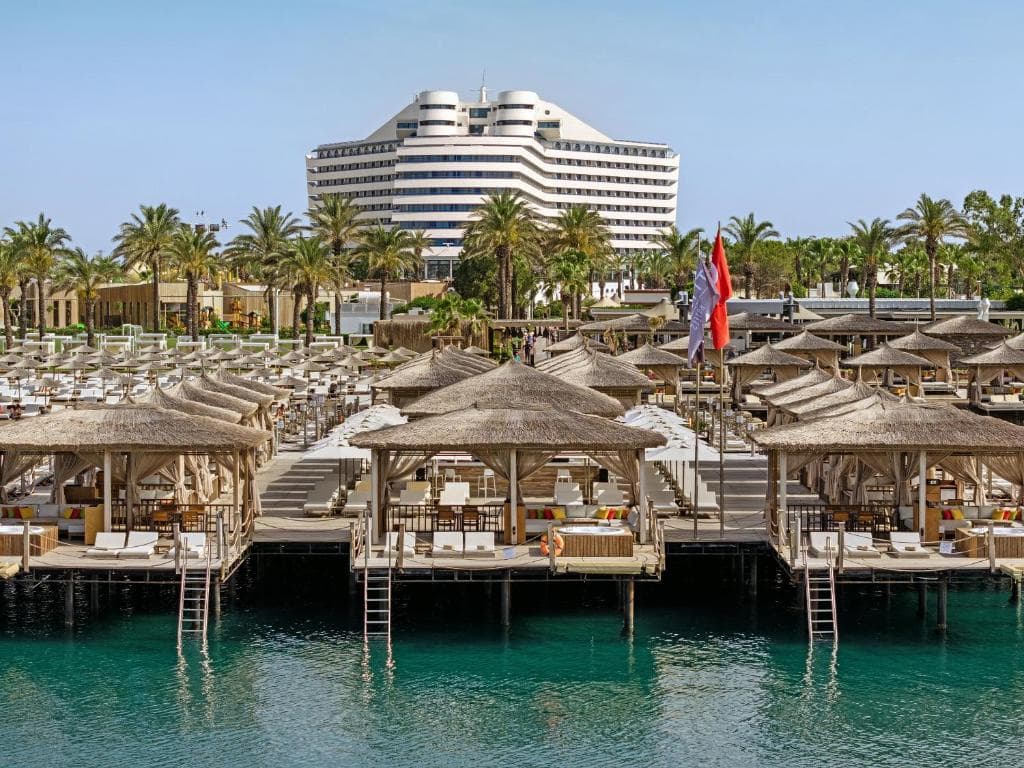 Charter Antalya - Hotel Titanic Deluxe Lara