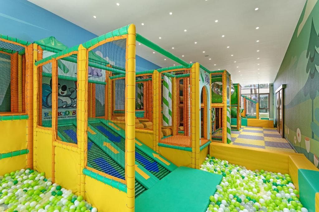 Hotel Titanic Deluxe Lara - 36