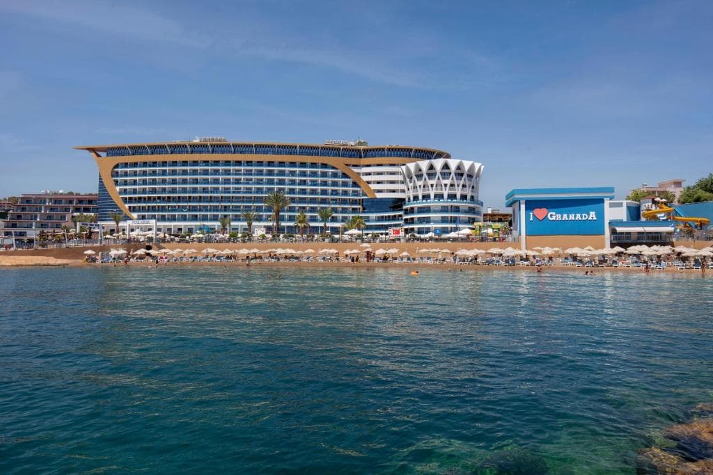 Granada Luxury Okurcalar