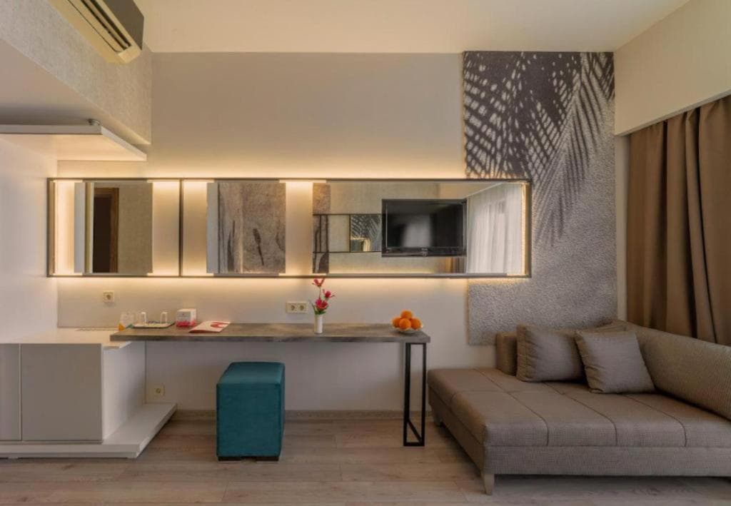 CLUB TURAN PRINCE WORLD - 4