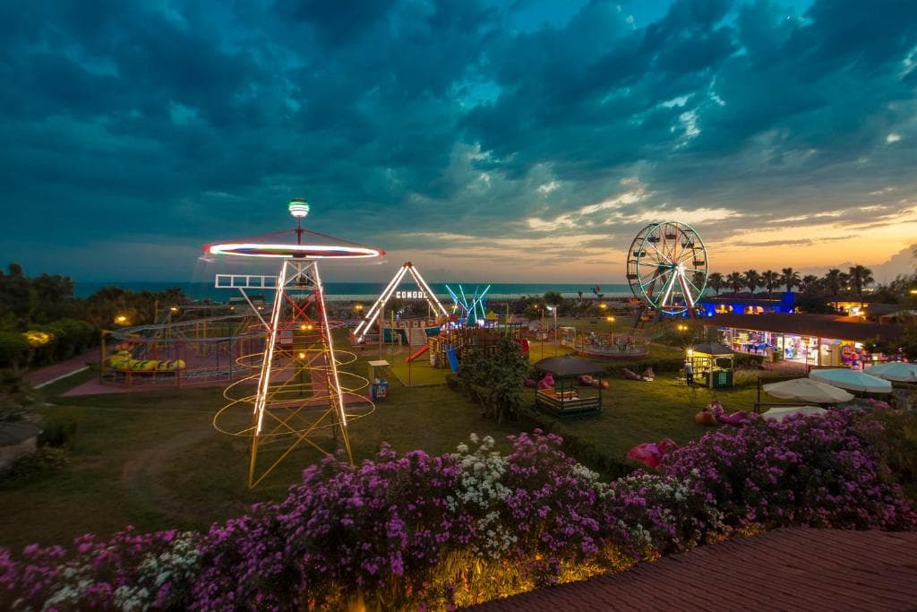 CLUB TURAN PRINCE WORLD - 25