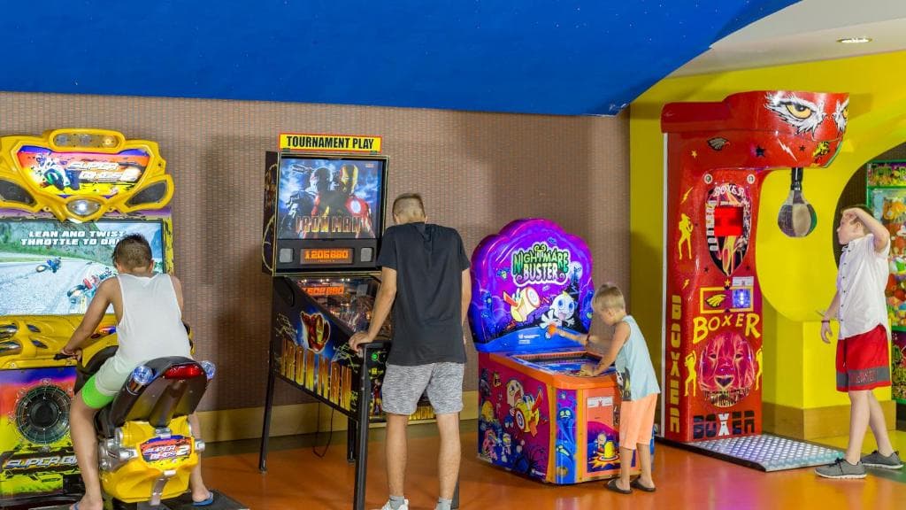 Hotel Royal Dragon - 25