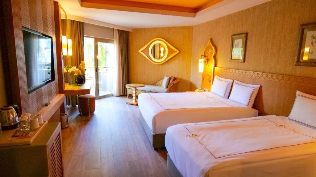 Hotel Royal Dragon - 37