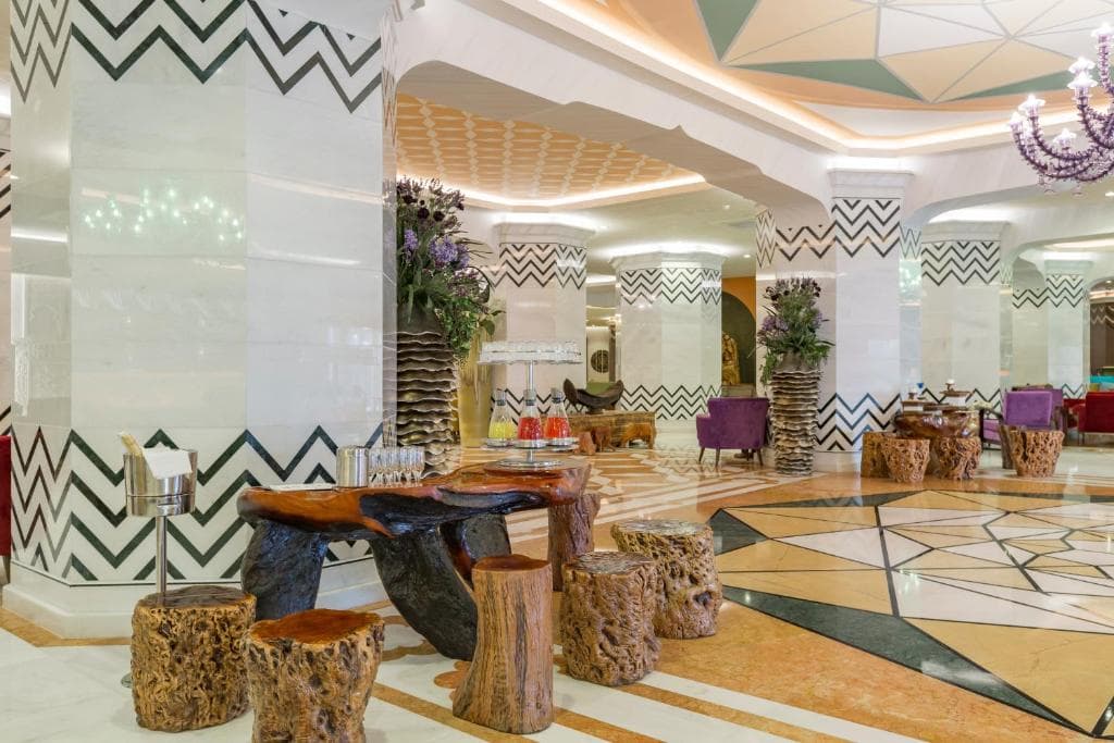 Hotel Royal Taj Mahal - 18