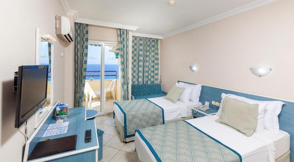Galaxy Beach Hotel - 2