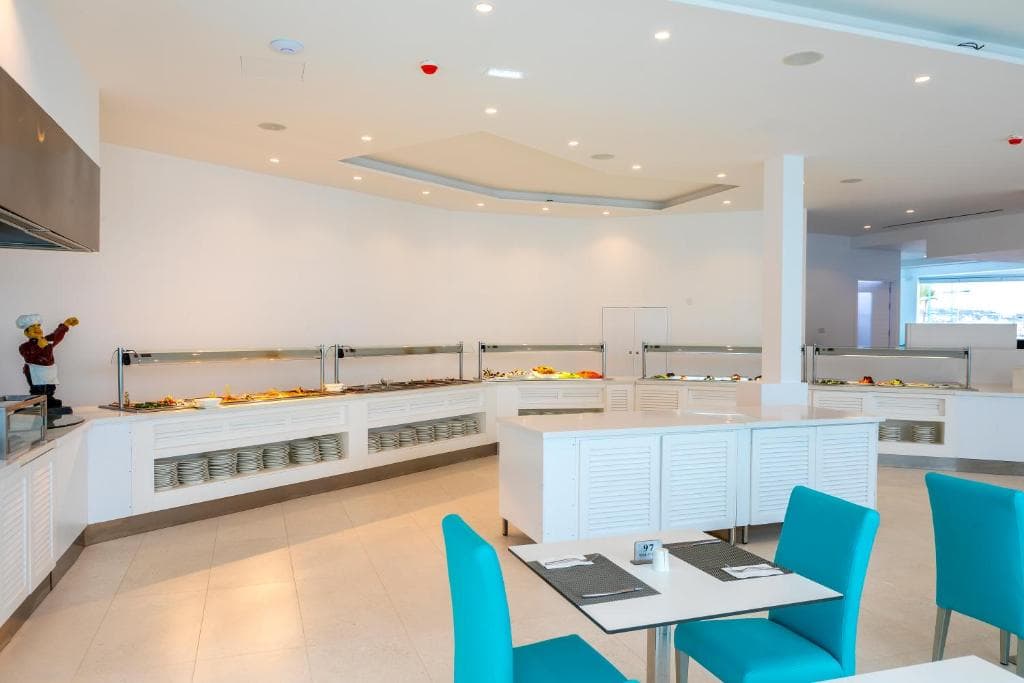 Limanaki Beach Hotel & Suites - 19