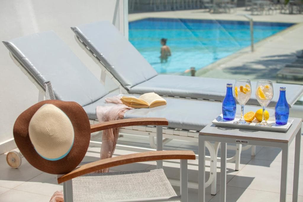 Limanaki Beach Hotel & Suites - 35