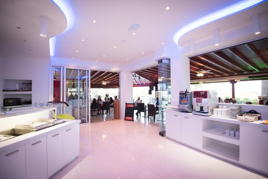 Loutsiana Deluxe Apartments - 24