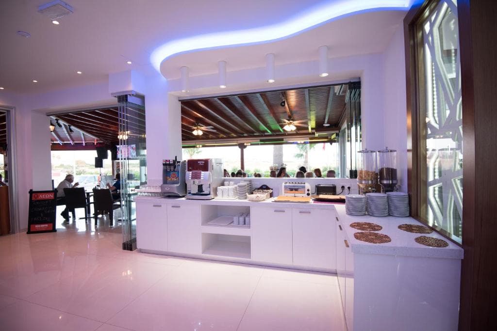 Loutsiana Deluxe Apartments - 26