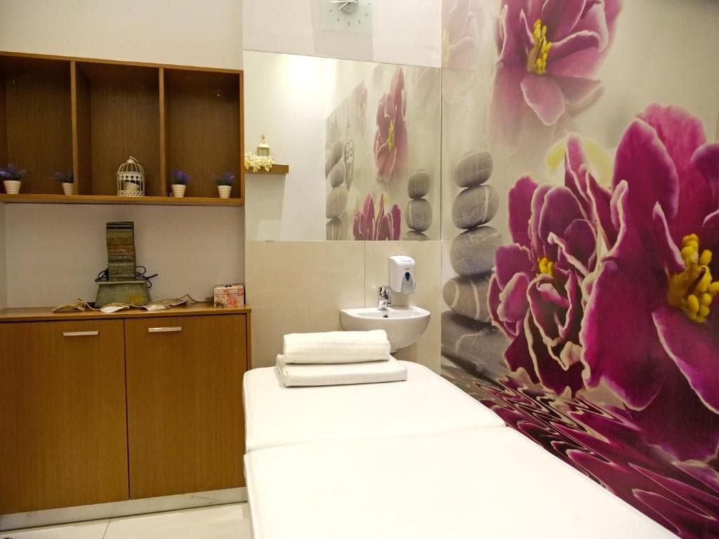 Loutsiana Deluxe Apartments - 33