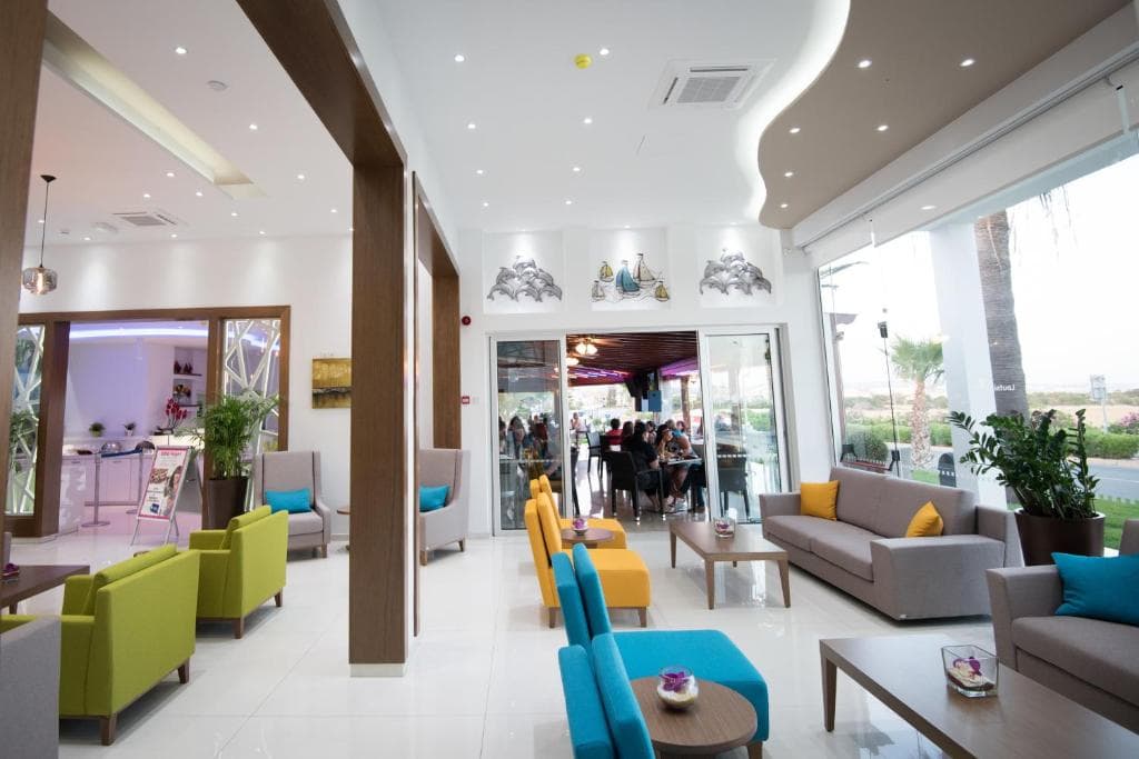 Loutsiana Deluxe Apartments - 35